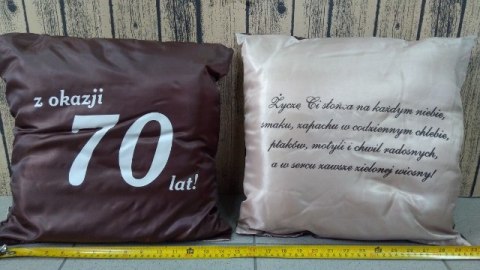 Poduszka obustronna 40x40 URODZINY 70-tka Poduszka obustronna 40x40 URODZINY 70-tka