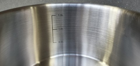 Rondel stalowy 1,8l wysoki z podziałką Consus Rondel stalowy 1,8l wysoki z podziałką Consus