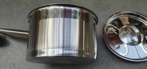 Rondel stalowy 1,8l wysoki z podziałką Consus Rondel stalowy 1,8l wysoki z podziałką Consus