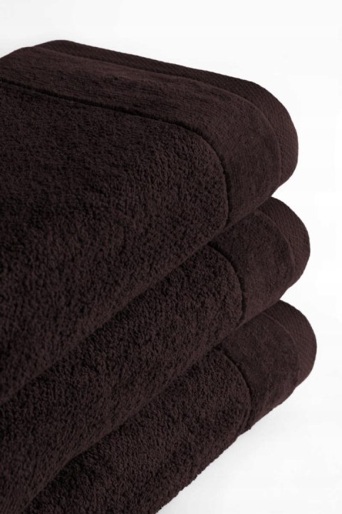 Ręcznik łazienkowy VITO 70 x 140 550g BRĄZOWY Ręcznik łazienkowy VITO 70 x 140 550g BRĄZOWY