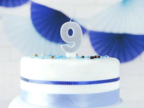 Świeczka urodzinowa Cyferka 9, srebrny Partydeco Świeczka urodzinowa Cyferka 9, srebrny Partydeco