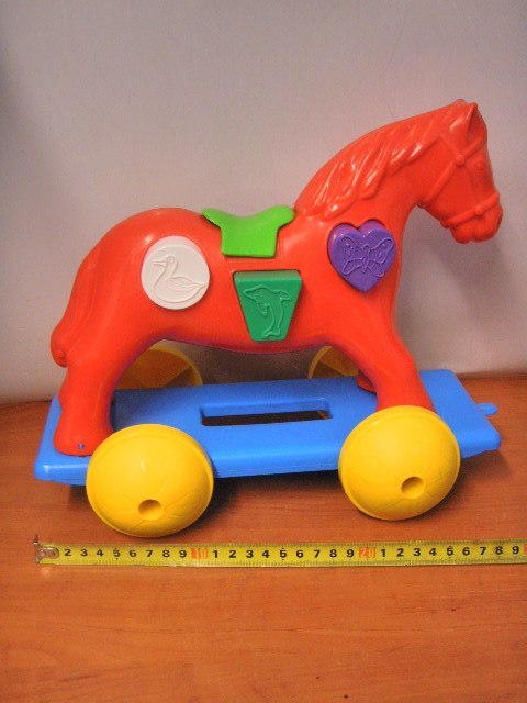 Konik ZIBI na kółkach L 29 x W 14 x H 23 cm Konik ZIBI na kółkach L 29 x W 14 x H 23 cm