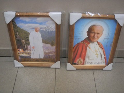 Obraz 30x40 ŚWIETY JAN PAWEŁ II Obraz 30x40 ŚWIETY JAN PAWEŁ II
