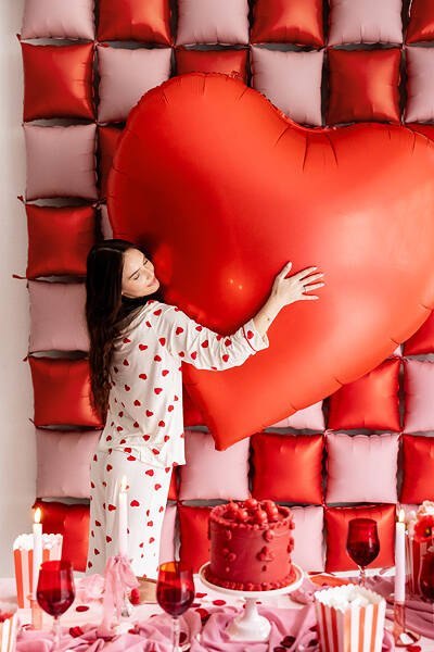 Balon foliowy Czerwone Serce XXL, Walentynki, 136x129 cm Partydeco Balon foliowy Czerwone Serce XXL, Walentynki, 136x129 cm Partydeco