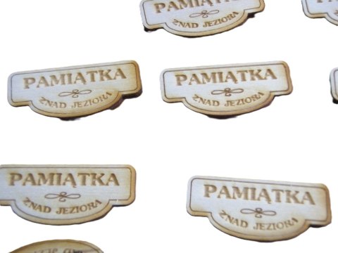 Przywieszka drewniana 20szt. PAMIĄTKA ZNAD JEZIORA 4,5 x 2 cm Przywieszka drewniana 20szt. PAMIĄTKA ZNAD JEZIORA 4,5 x 2 cm