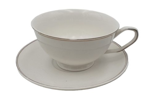 Filiżanka ze spodkiem w kartoniku Filiżanka ze spodkiem w kartoniku
